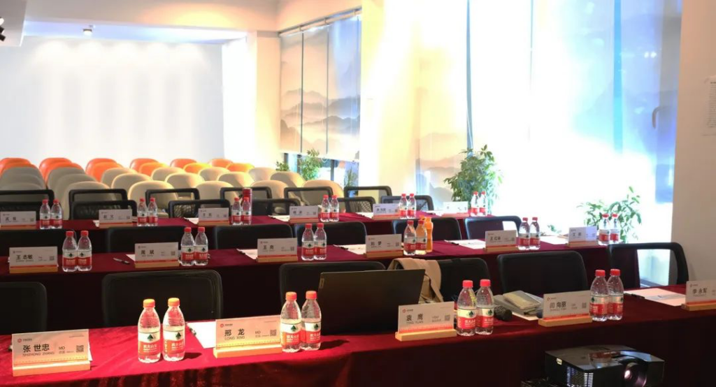 心相融·创未来丨尊龙凯时人生就是搏物流2022年中总结会议