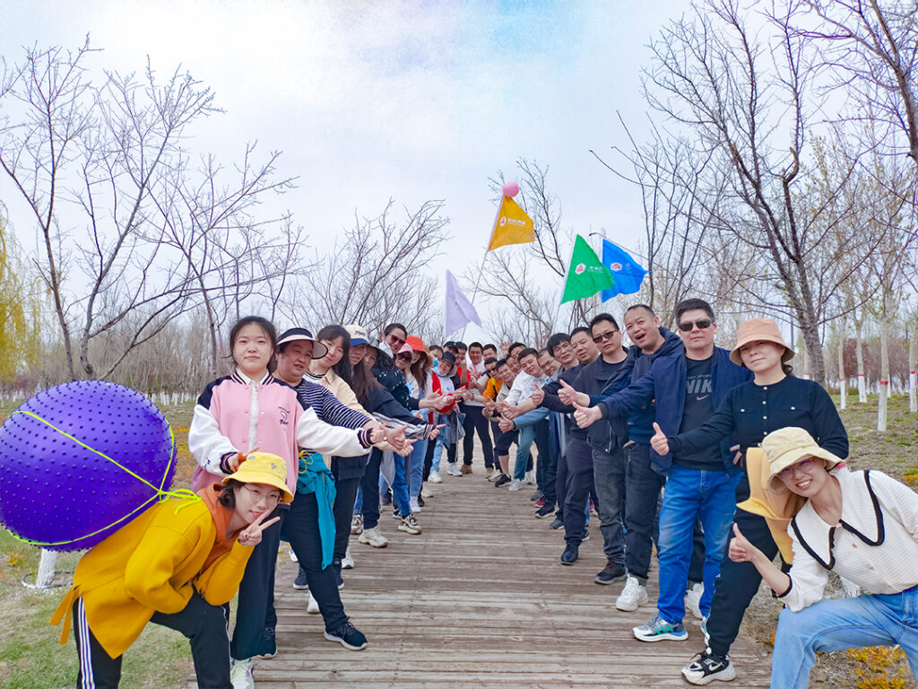 拥抱大自然·健康徒步行|尊龙凯时人生就是搏物流春日团建