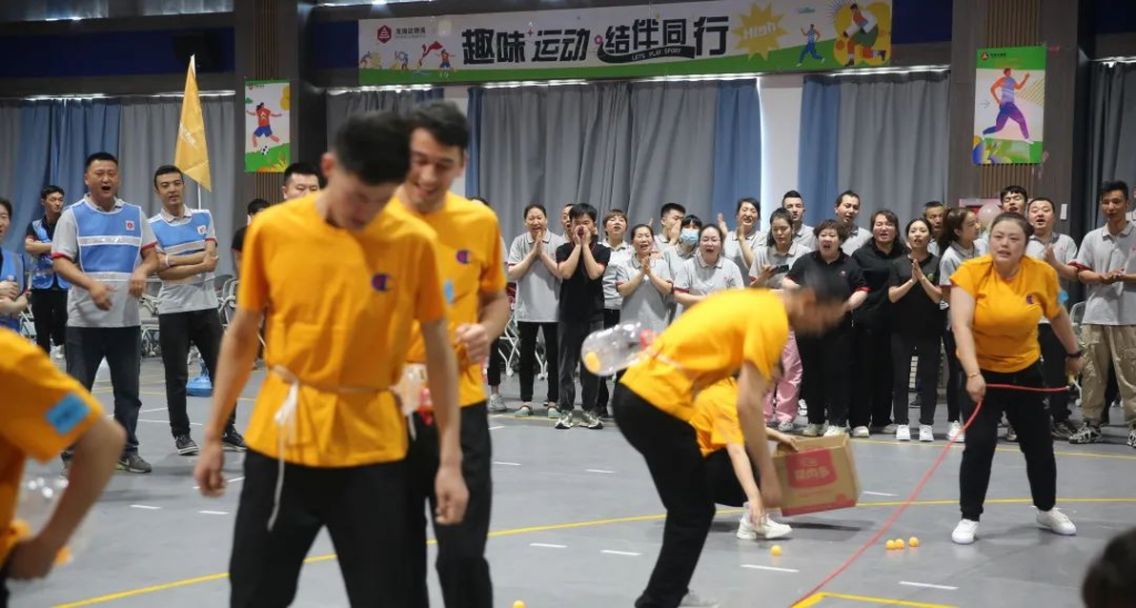 趣味运动结伴同行 | 尊龙凯时人生就是搏物流趣味运动会