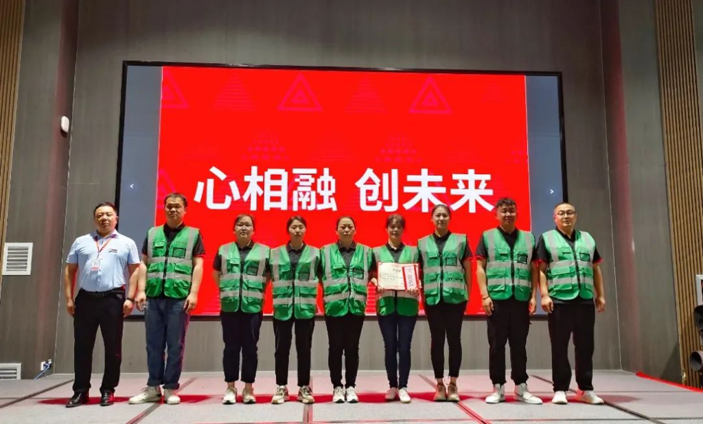 趣味运动结伴同行 | 尊龙凯时人生就是搏物流趣味运动会