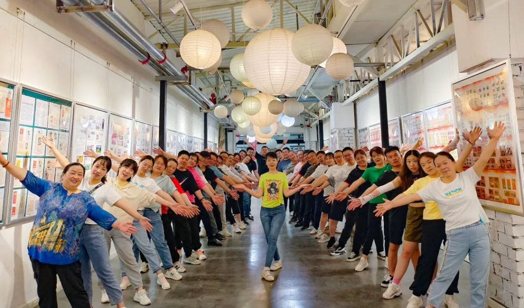 心相融·创未来 | 尊龙凯时人生就是搏物流2023年度年中会议