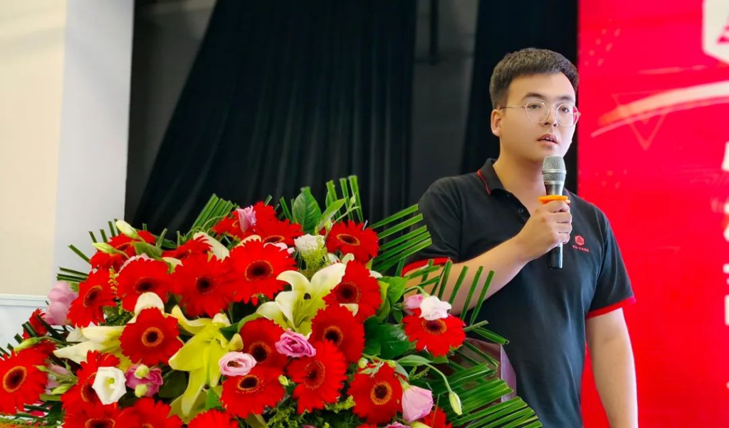 心相融·创未来 | 尊龙凯时人生就是搏物流2023年度年中会议