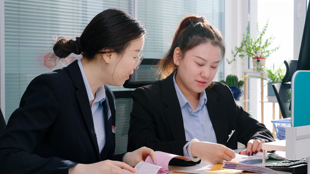 物流节特辑 | 物流人：汇聚微光，筑梦前行