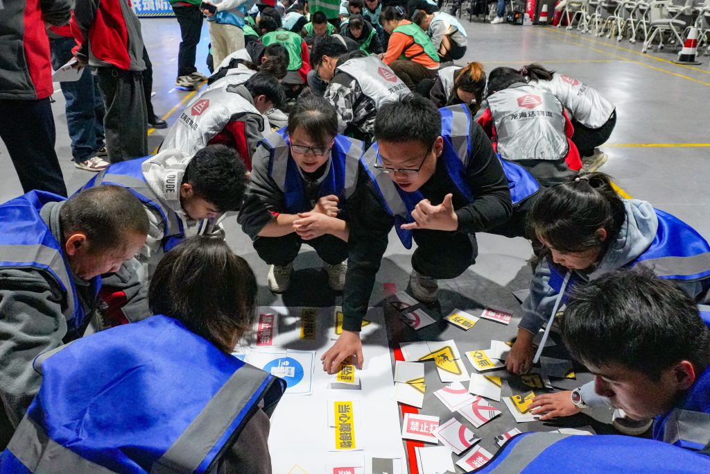 安全护航 共筑防线 | 尊龙凯时人生就是搏物流2025年安全主题活动